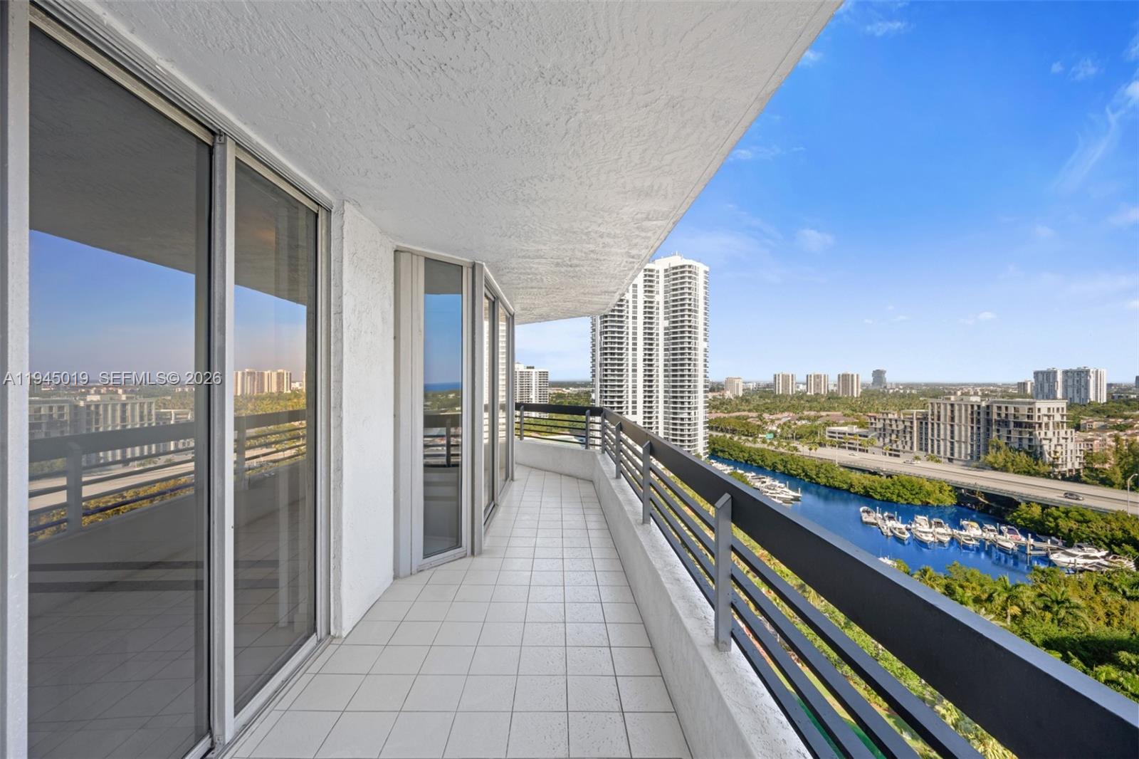 MYSTIC POINTE CONDO NO TH - Residential