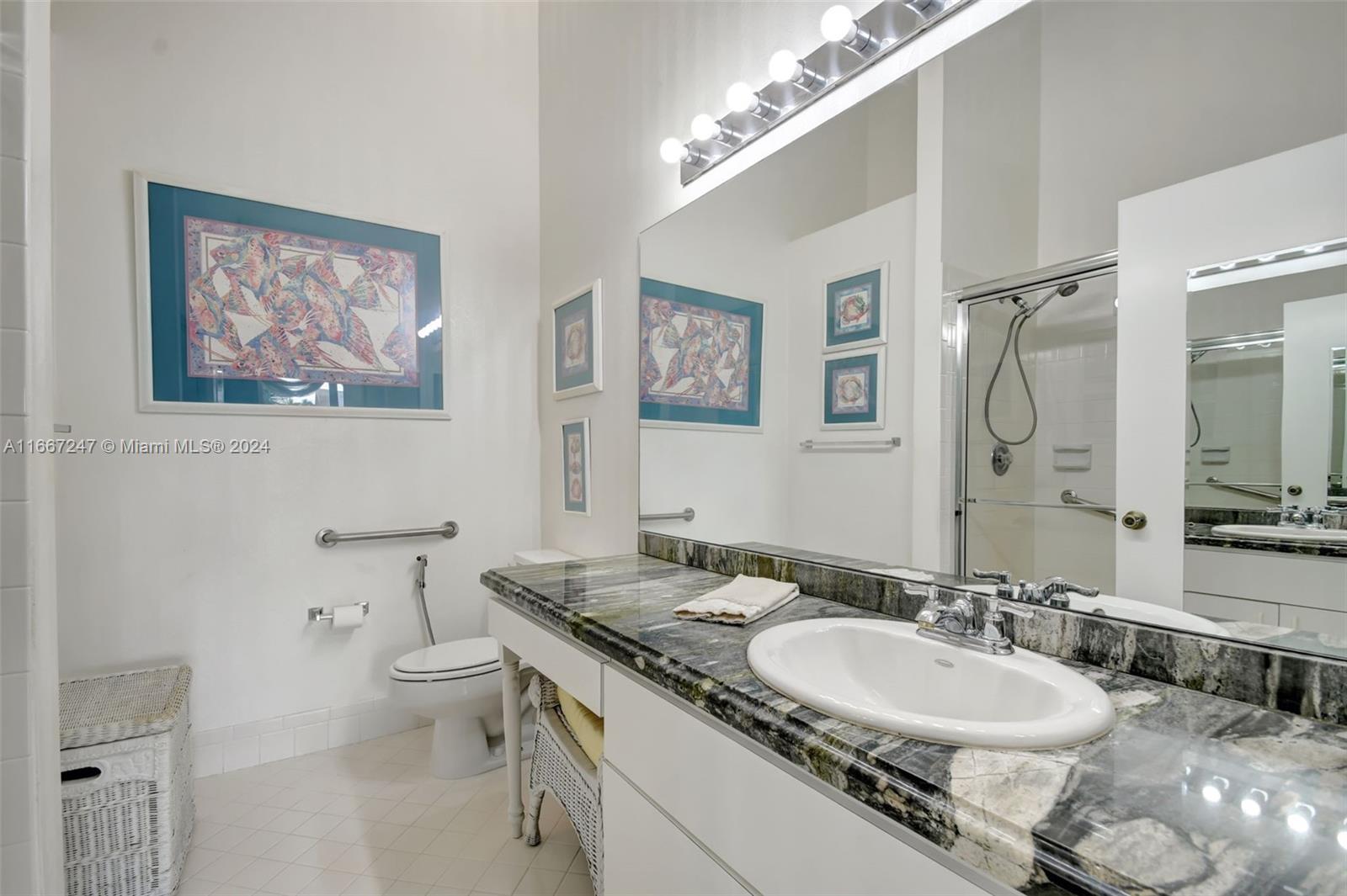 VILLAGES OF WOODLAKE 4 - Residential