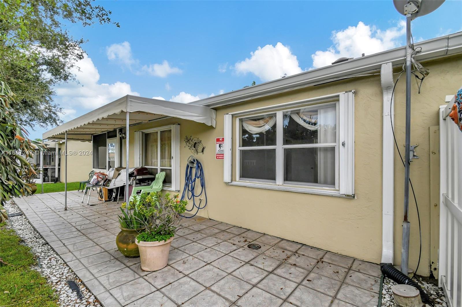 VILLAGES OF WOODLAKE 4 - Residential