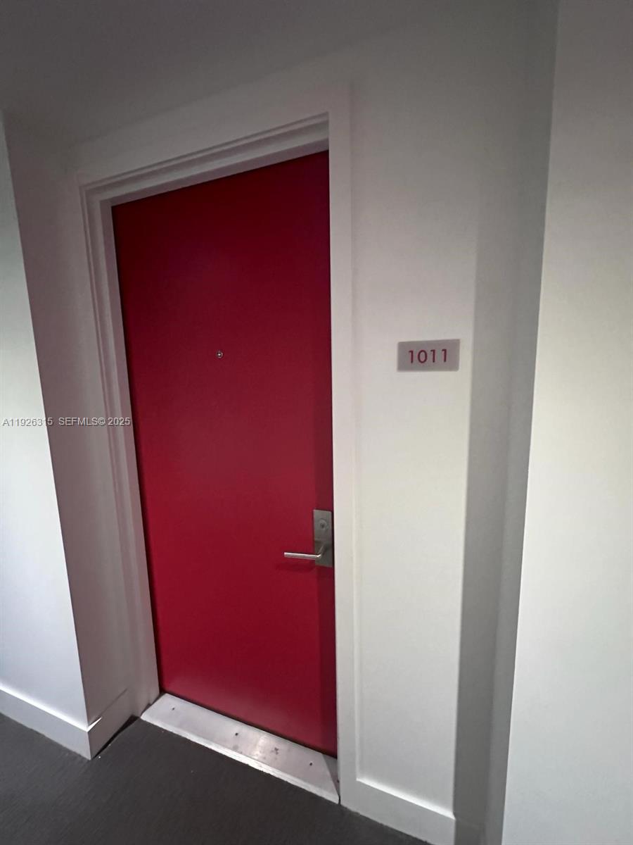 CANVAS CONDO - Residential