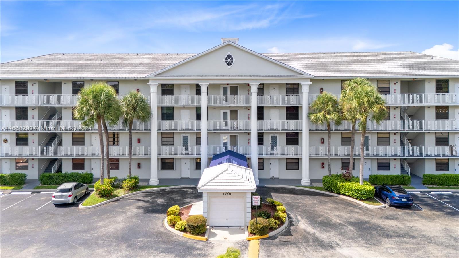 Property for Sale at 1719 Whitehall Dr 405, Davie, Broward County, Florida - Bedrooms: 2 
Bathrooms: 2  - $309,000