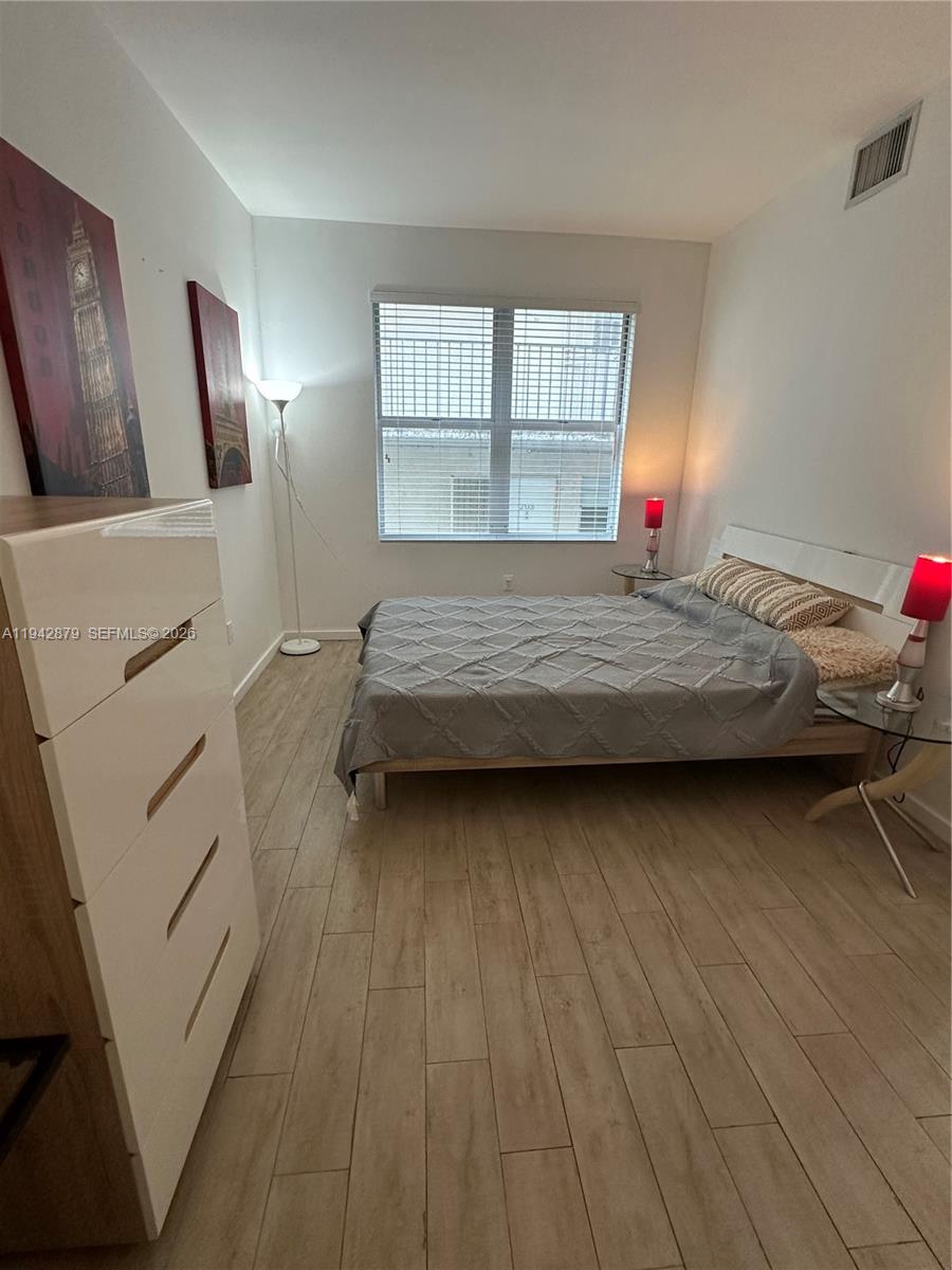 EMILY CONDO - Residential Lease