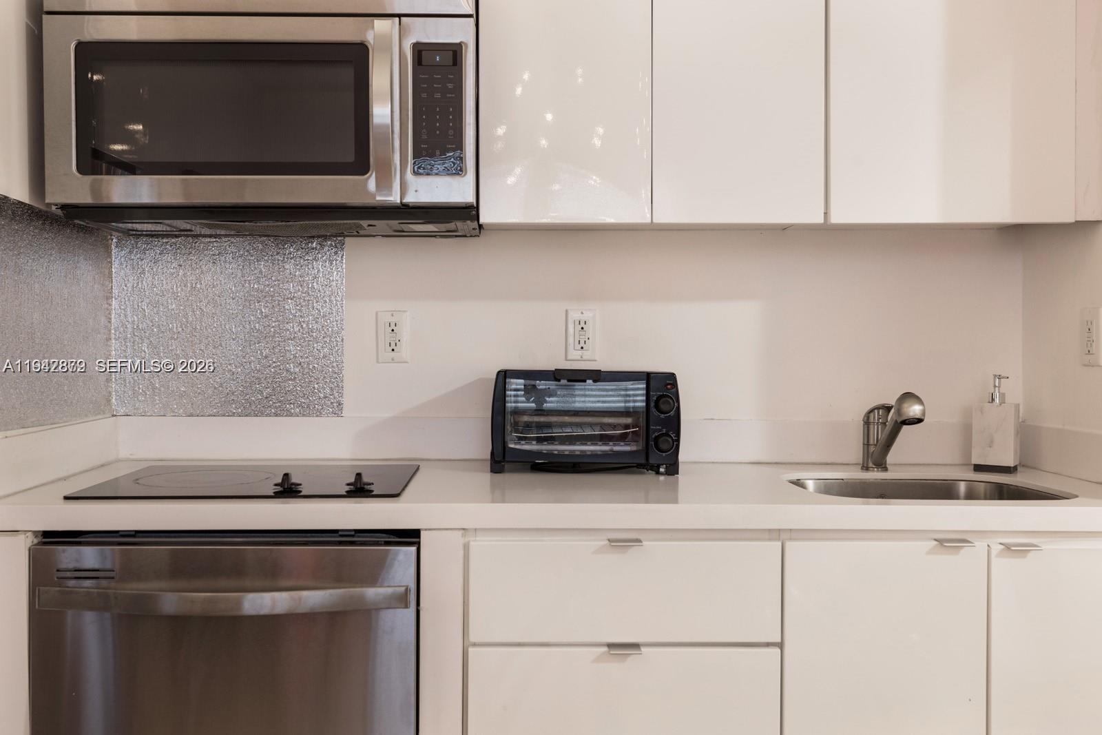 EMILY CONDO - Residential Lease