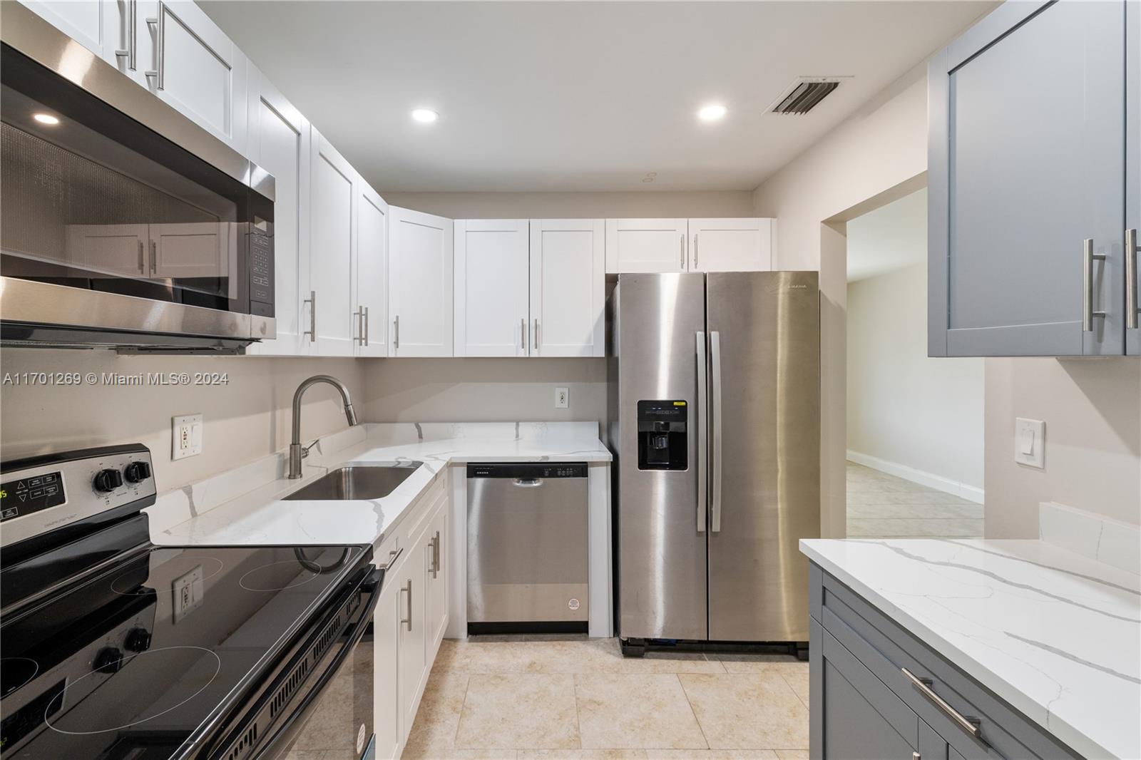 PALM BEACH LEISUREVILLE S - Residential