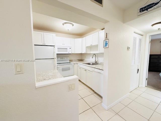 Welcome home to your bright open and airy cozy fully furnished unit!! Featuring a spacious layout with a large bedroom, walk-in closet, full bathroom and half bathroom for your guest. Community is very well kept with lots of amenities. Don't miss out on this great investment opportunity or to make this your home. Schedule your showing today!