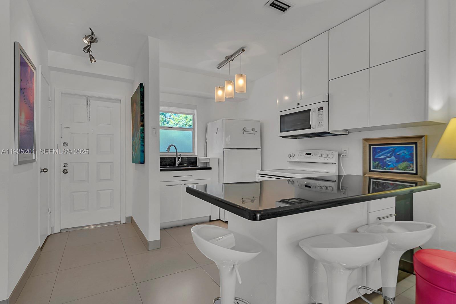 LE PHARE KEY BISCAYNE CON - Residential