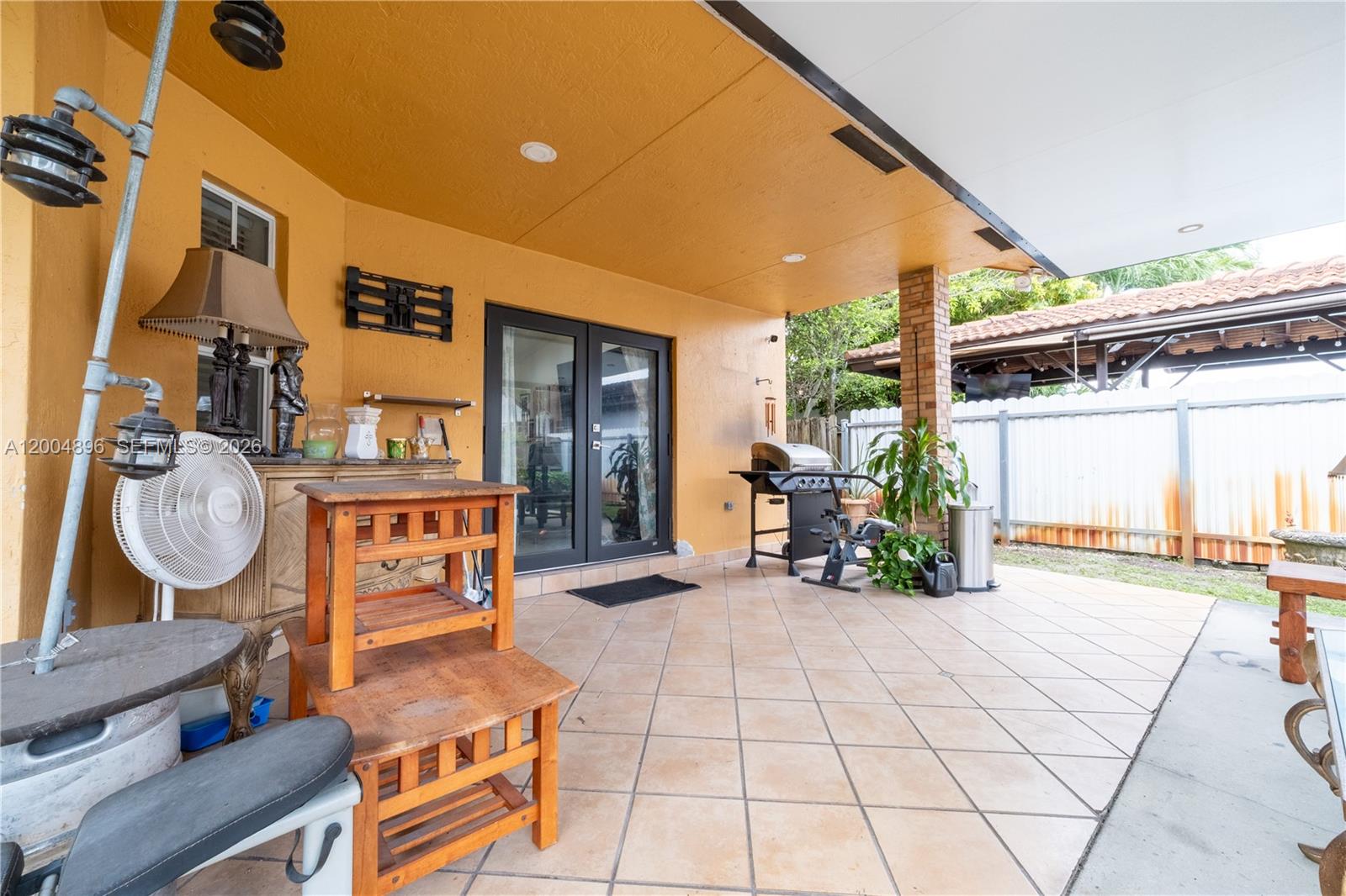 ZENTENO SUB - Residential