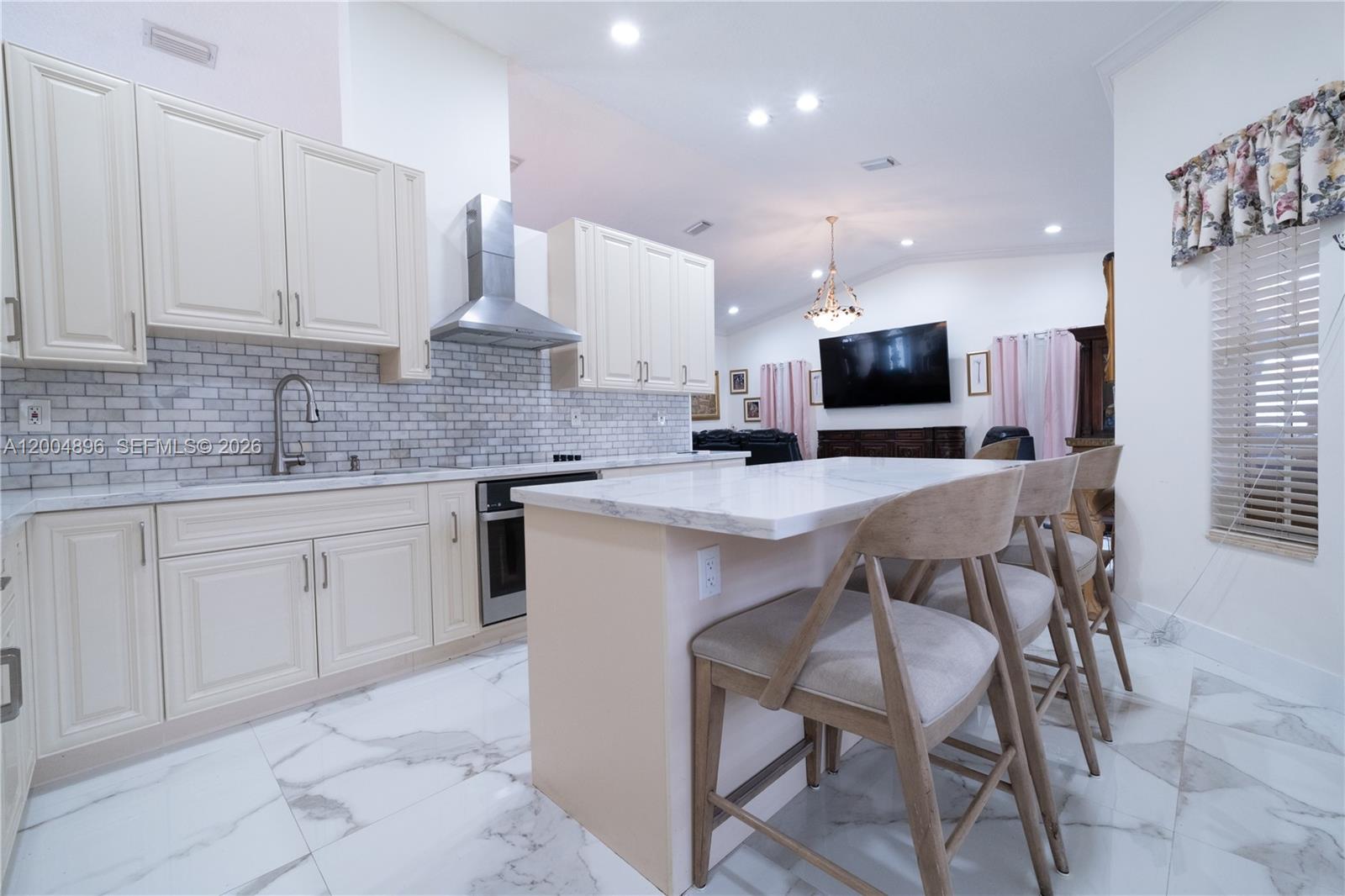 ZENTENO SUB - Residential