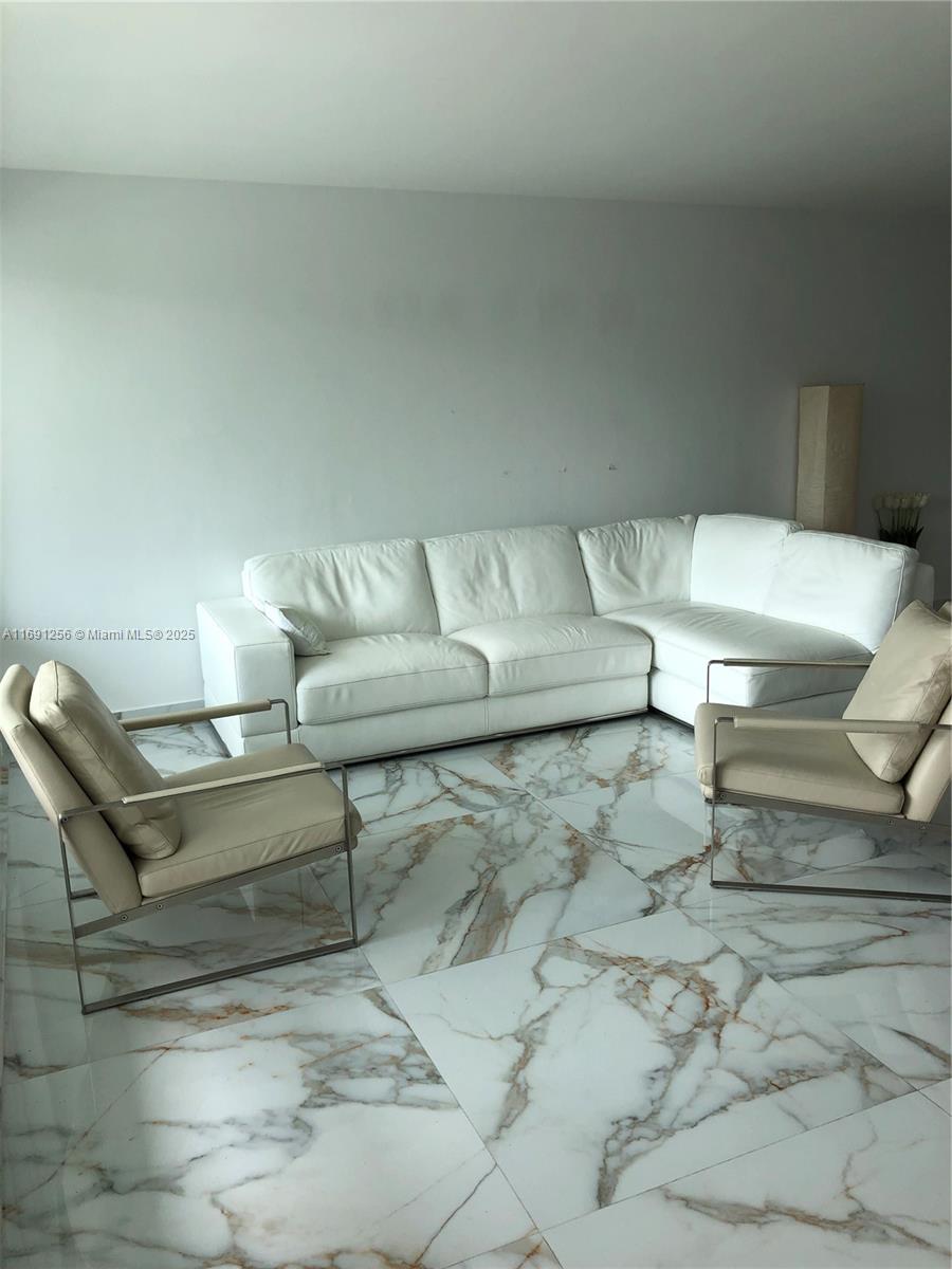 BAL-BRIDGE NORTH CONDO - Residential Lease