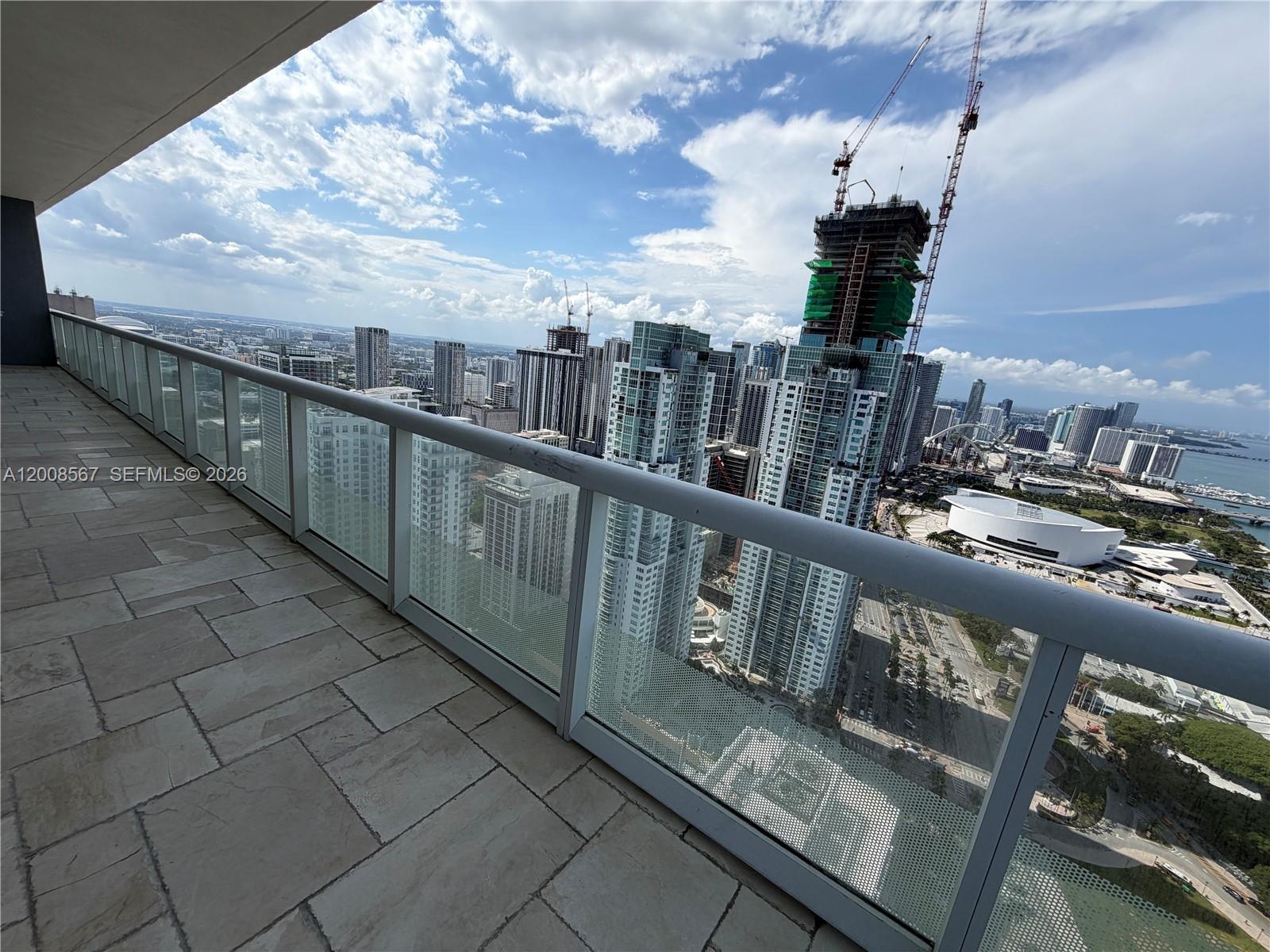 50 Biscayne Blvd 5402