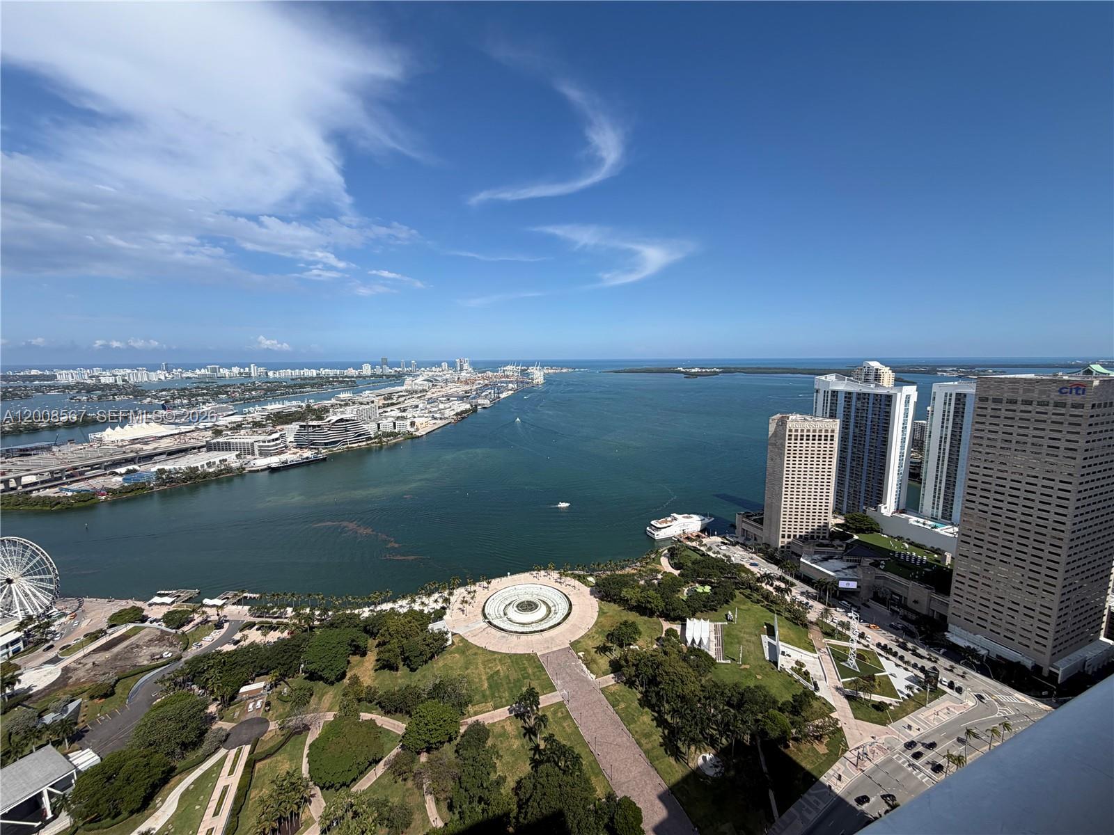 50 Biscayne Blvd 5402