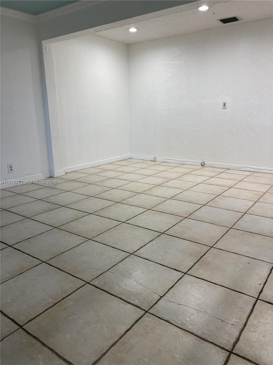 CHRISTIAN VILLAS 1 - Residential Lease