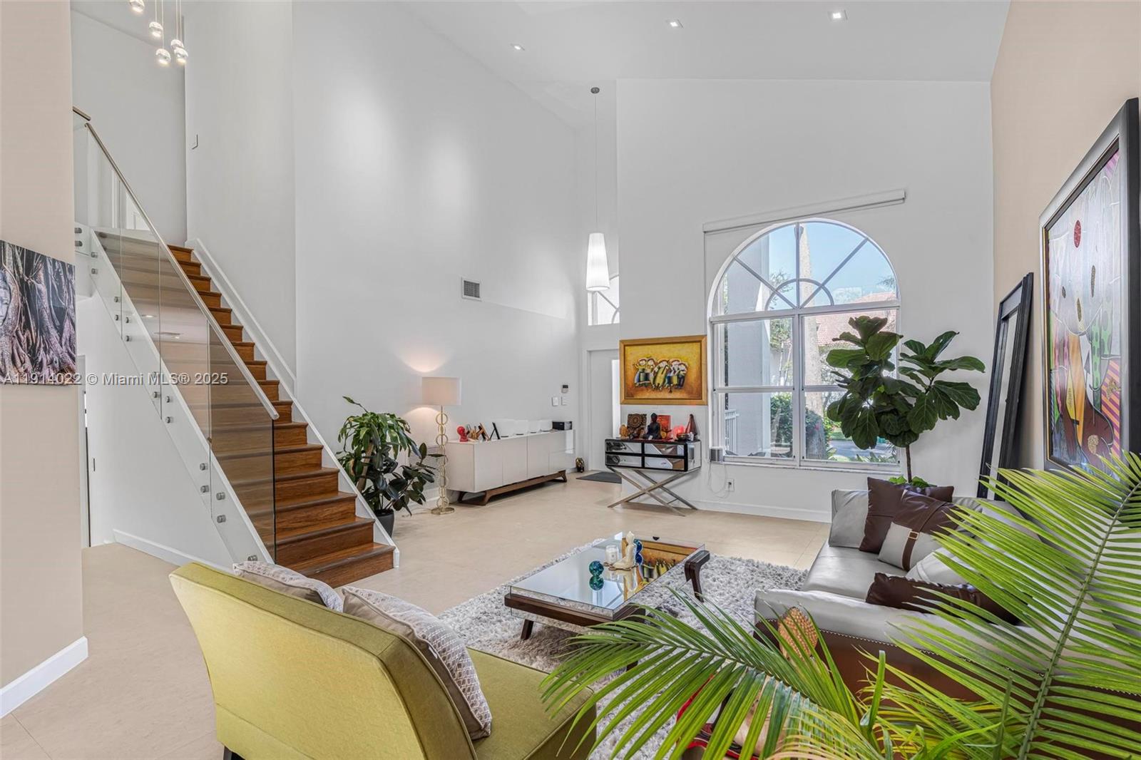 DORAL ISLES ANTILLES 1ST - Residential