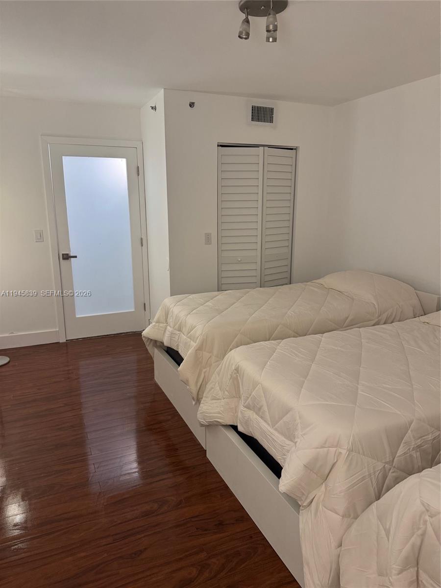 THE YACHT CLUB AT AVENTUR - Residential