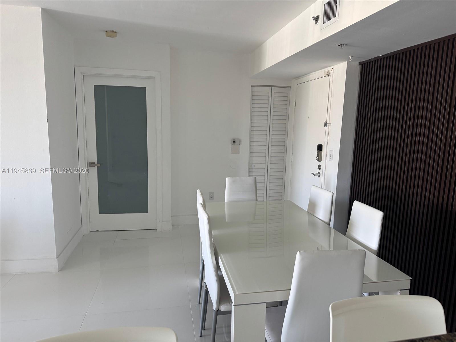 THE YACHT CLUB AT AVENTUR - Residential