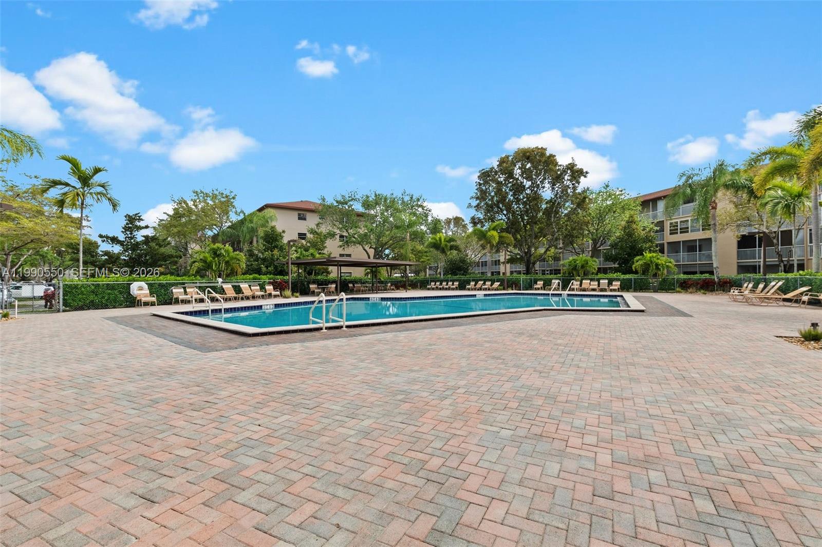 CAMBRIDGE AT CENTURY VILL - Residential