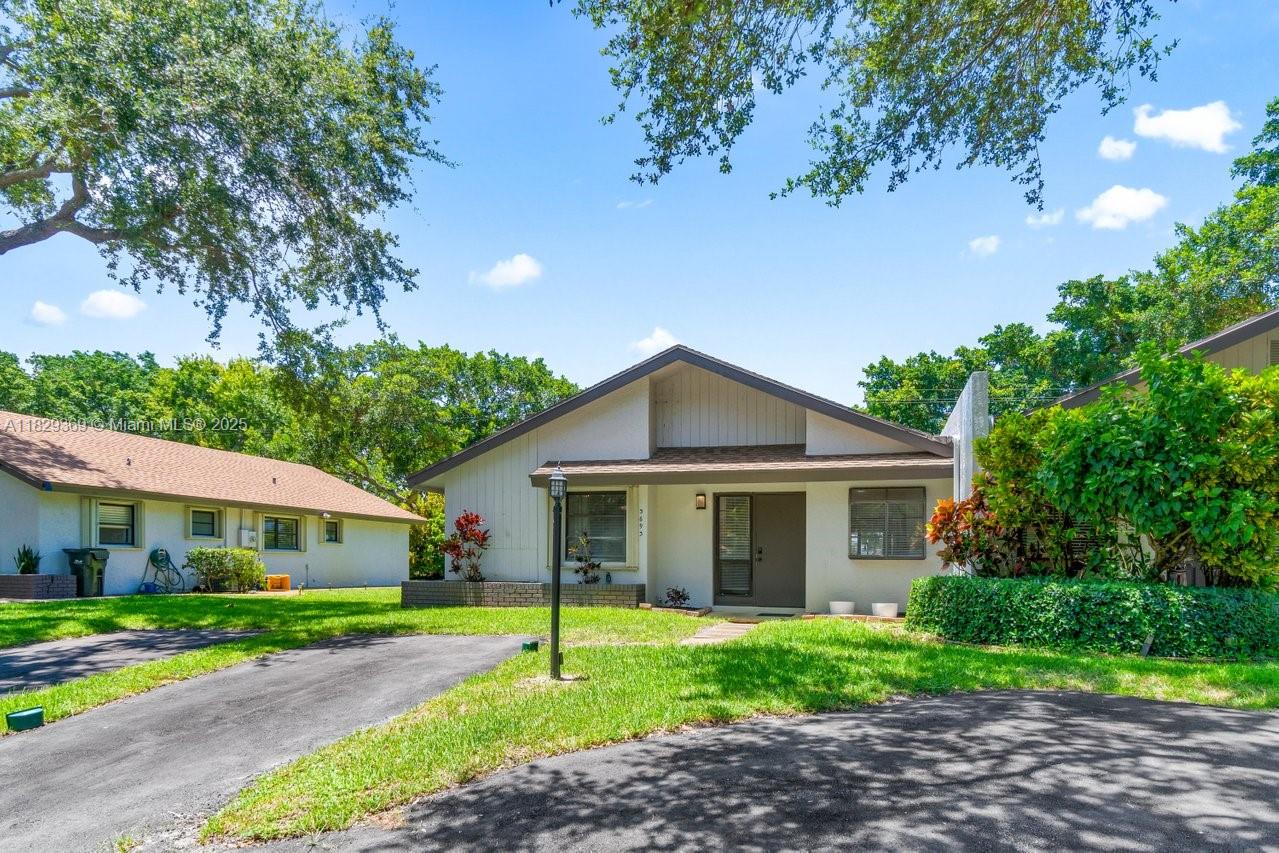 SHADYWOODS PH ONE - Residential