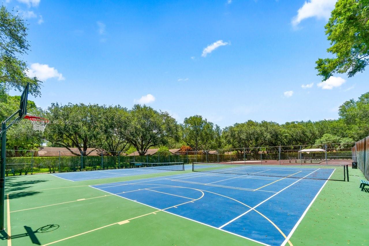 SHADYWOODS PH ONE - Residential