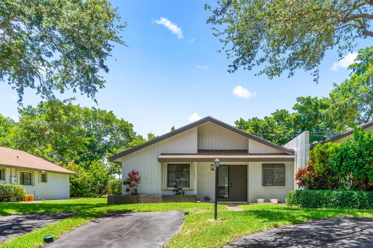 SHADYWOODS PH ONE - Residential