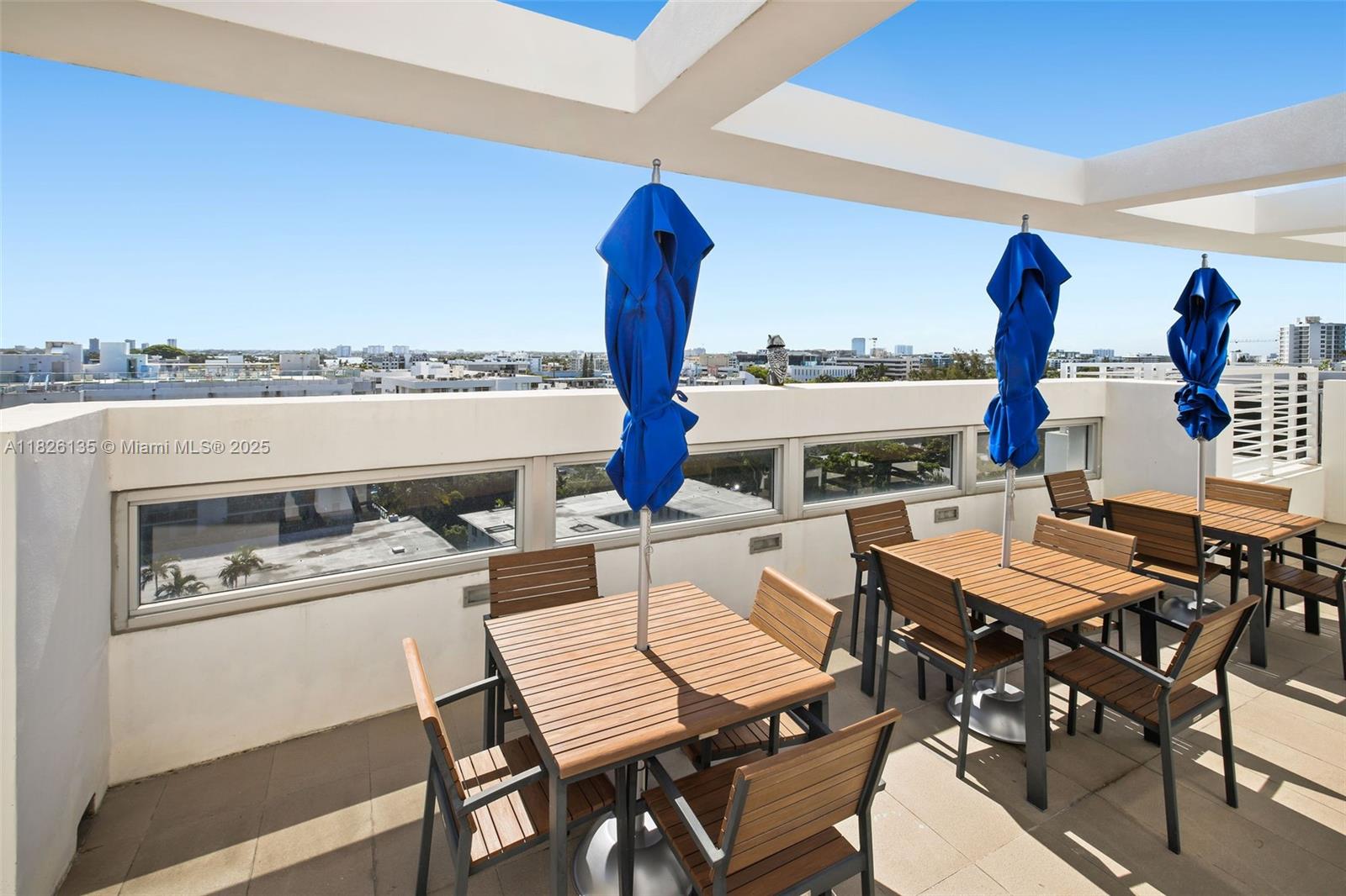 THE IVORY RESIDENCE CONDO - Residential Lease