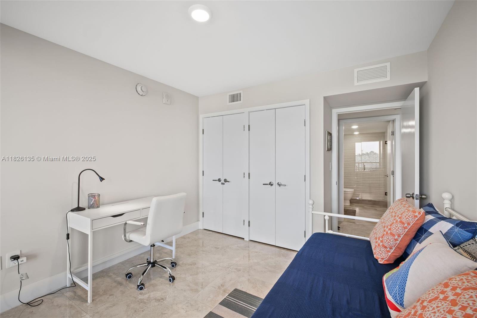 THE IVORY RESIDENCE CONDO - Residential Lease