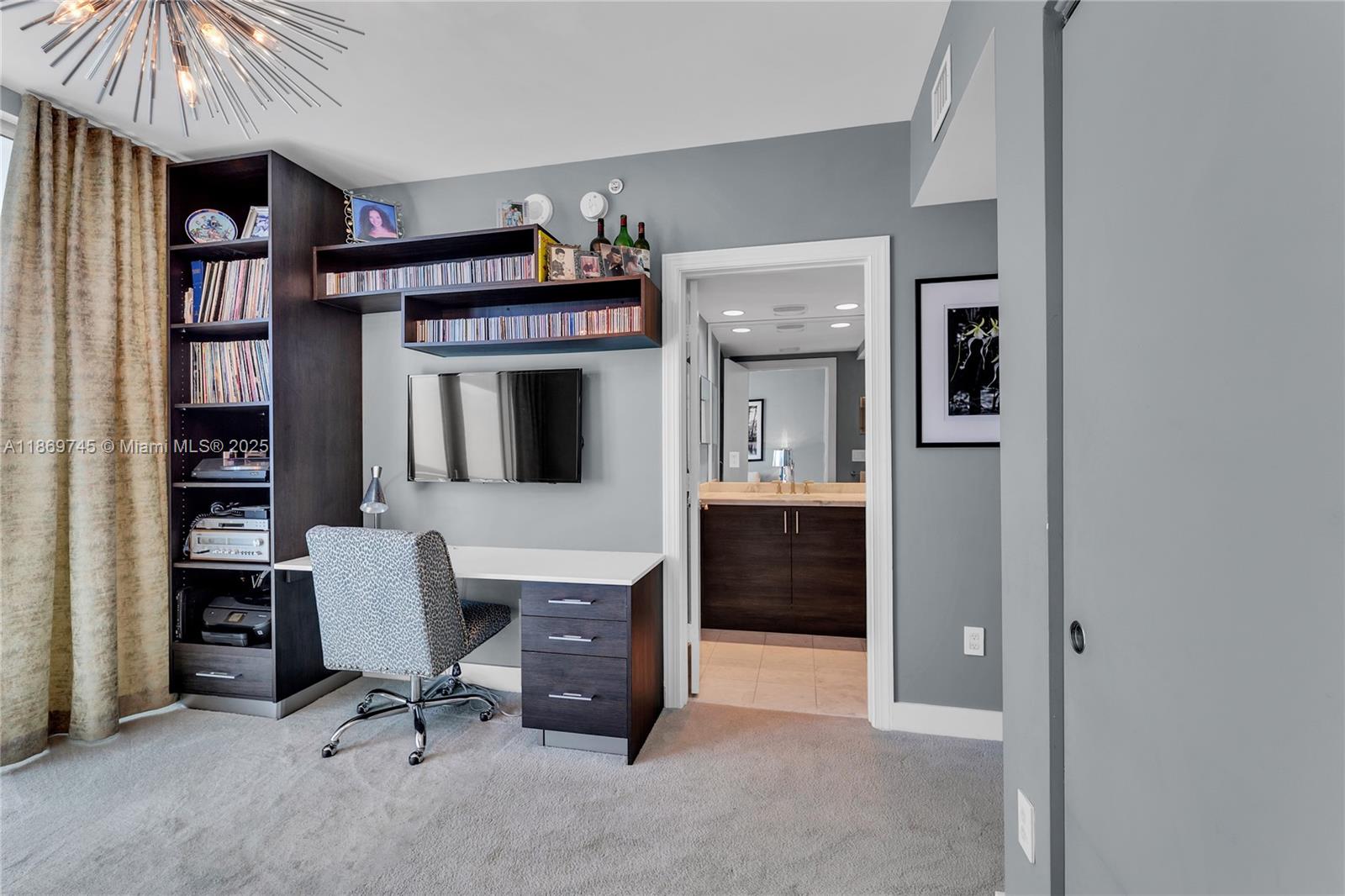 DIPLOMAT OCEANFRONT RESID - Residential