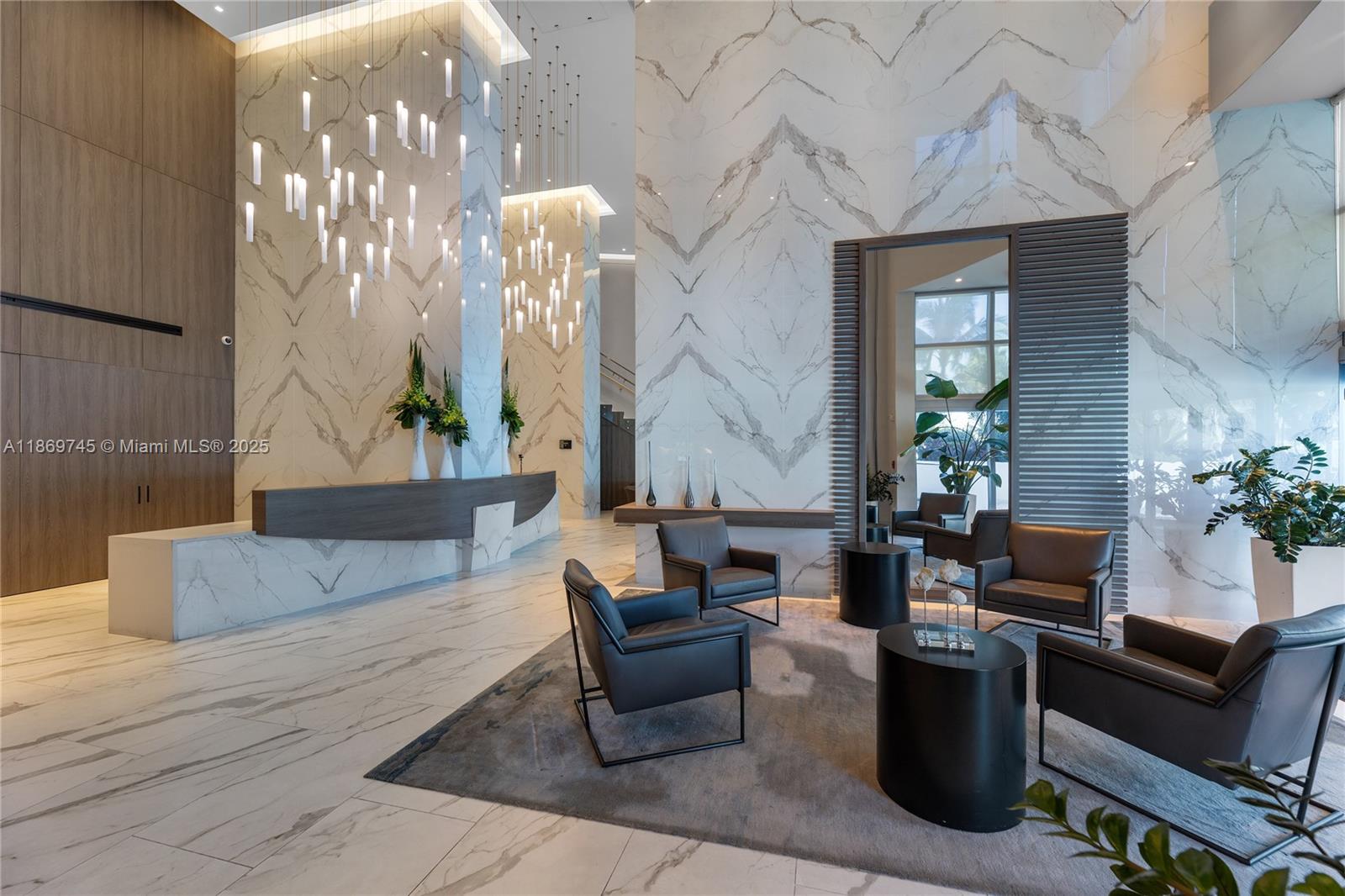 DIPLOMAT OCEANFRONT RESID - Residential