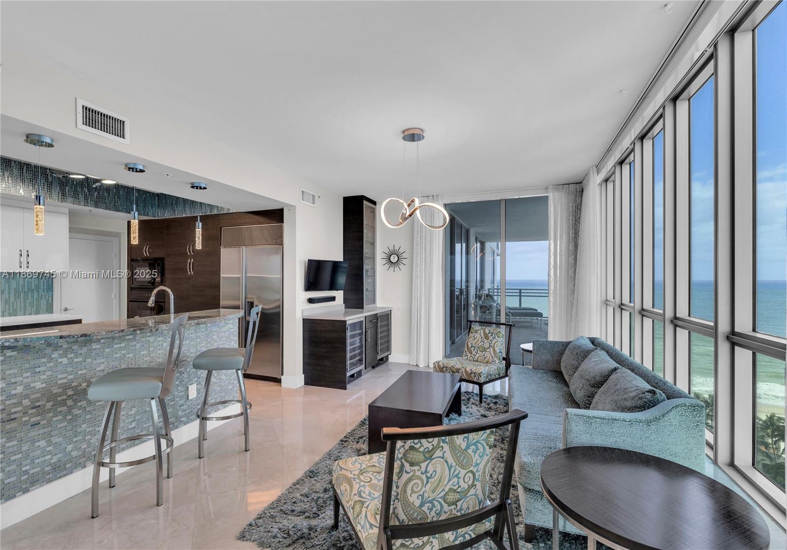 DIPLOMAT OCEANFRONT RESID - Residential