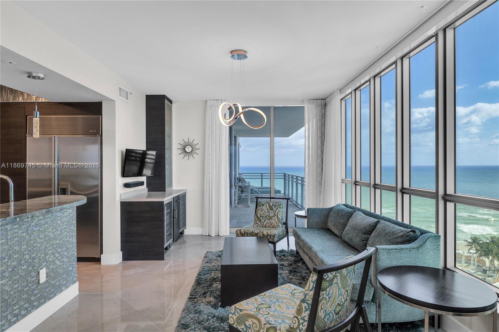 DIPLOMAT OCEANFRONT RESID - Residential