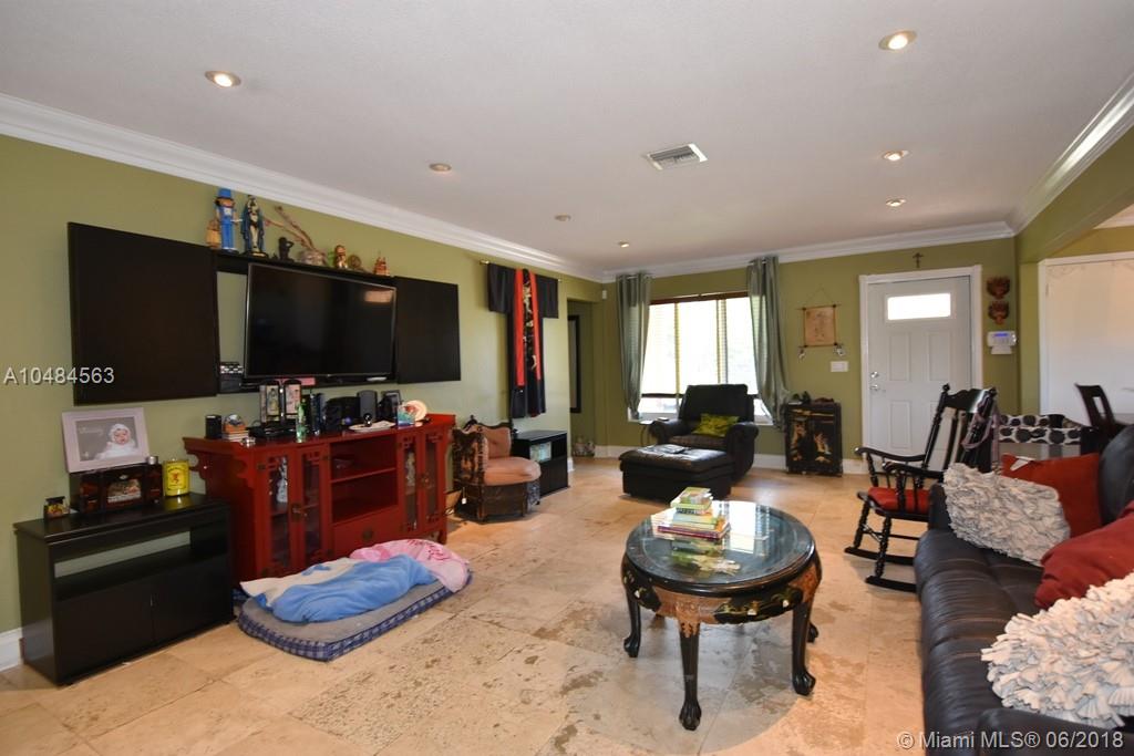 HOLLYWOOD LAKES SEC - Residential Lease