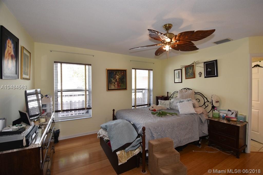 HOLLYWOOD LAKES SEC - Residential Lease