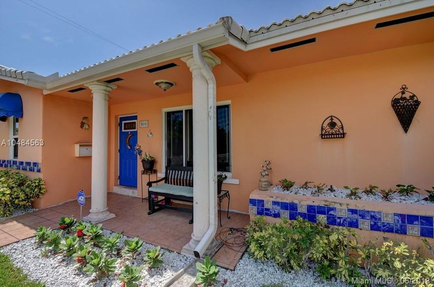 Fantastic Home in Hollywood~3 Bedrooms and 3 Bathrooms~Very Nice Kitchen with Granite Counter tops and Deep Farmer's Sink~Stainless Steel Appliances~Tile and Wood Flooring~Formal Dining Room~Crown Molding~Jetted Tub in Master Bath~Spacious Back Patio~Butterfly Garden~Great for Entertaining~Perfect Location~Close to Downtown Hollywood~Arts Park~Hollywood Broadwalk~Downtown Ft. Lauderdale~Aventura~Gulstream Park~Hollywood/Ft. Lauderdale Int'l Airport~Available Unfurnished for $2500/M~
Partially Furnished for $2650/M~Fully Furnished for $2800/M~Will be available to move in between 9/15 and 10/01/2018