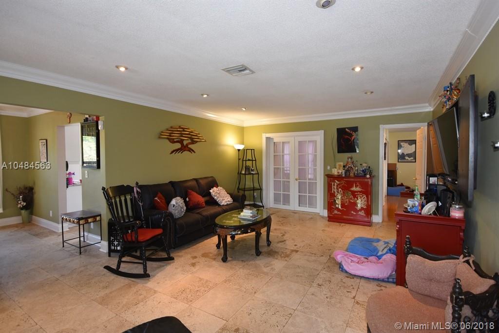 HOLLYWOOD LAKES SEC - Residential Lease