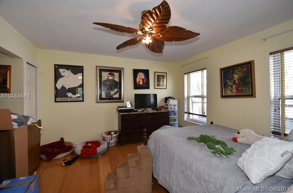 HOLLYWOOD LAKES SEC - Residential Lease