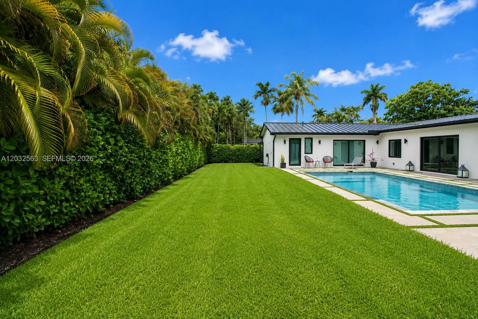8700 SW 175th St