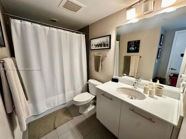 MINT CONDO - Residential