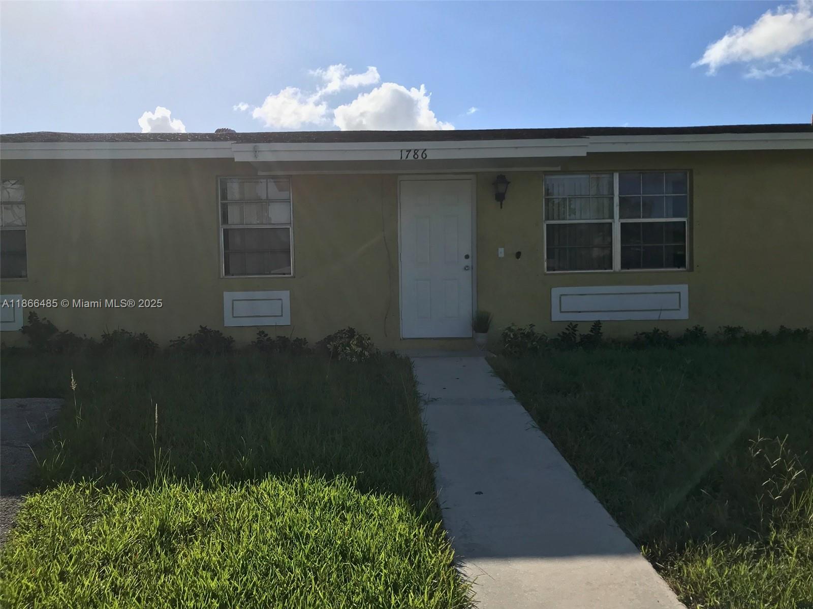 Nice 4/2 single family home on a spacious lot in Homestead. This home sits on a quiet cul-de-sac with plenty of
yard space with fenced backyard for privacy. The home has tiles throughout. Freshly painted. Great quiet
neighborhood with easy access to shopping and major highways. NO HOA!