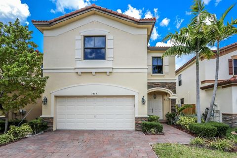 Photo of 8868 NW 101st Pl, Doral, FL 33178 (MLS # A11856177) Photo of 8868 NW 101st Pl, Doral, FL 33178 (MLS # A11856177)
