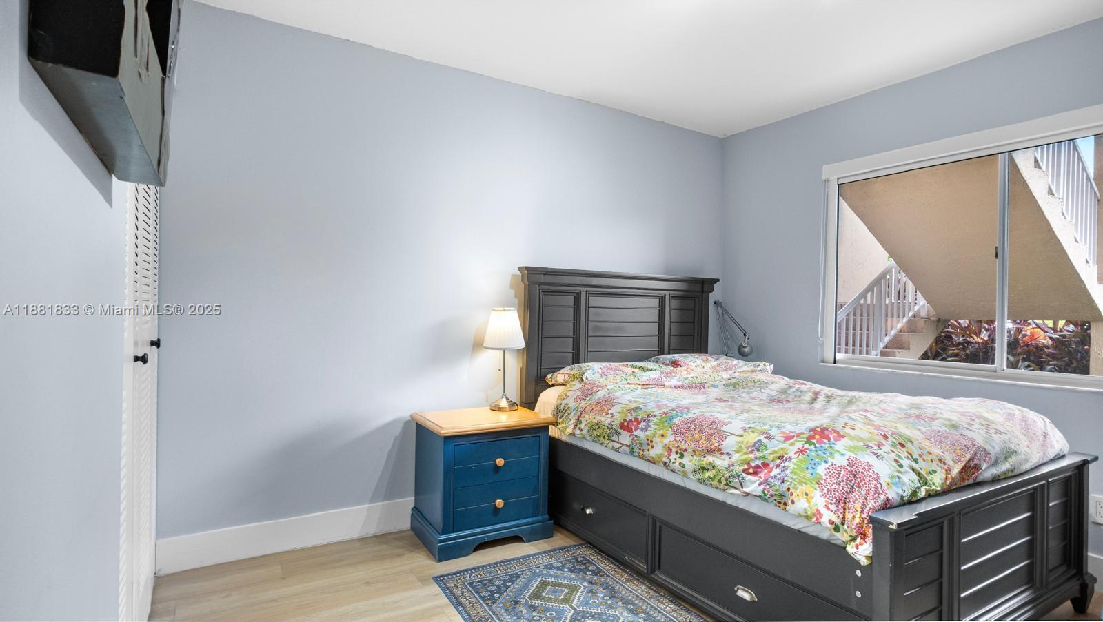 DEVON CONDOMINIUM F - Residential
