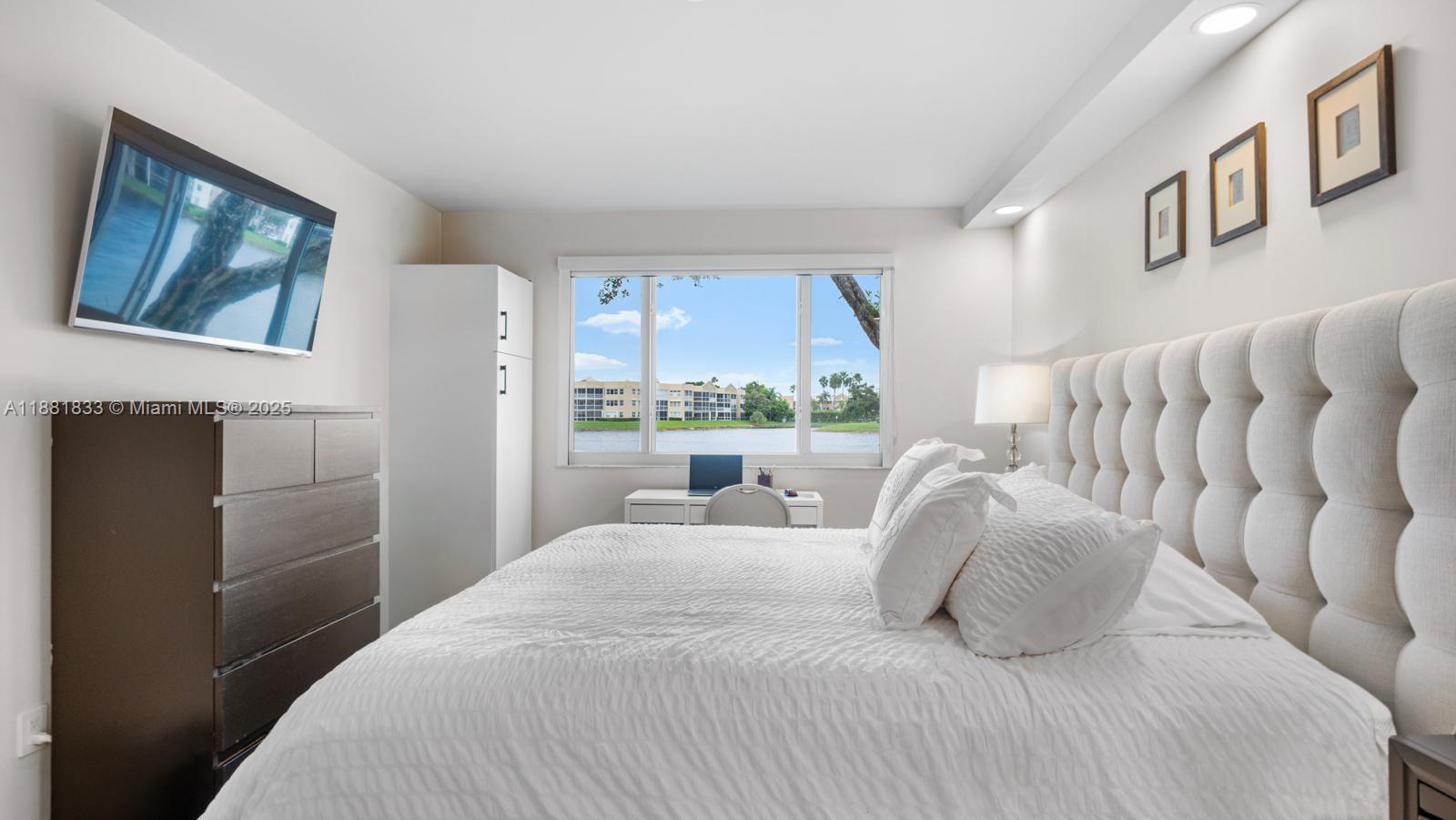 DEVON CONDOMINIUM F - Residential