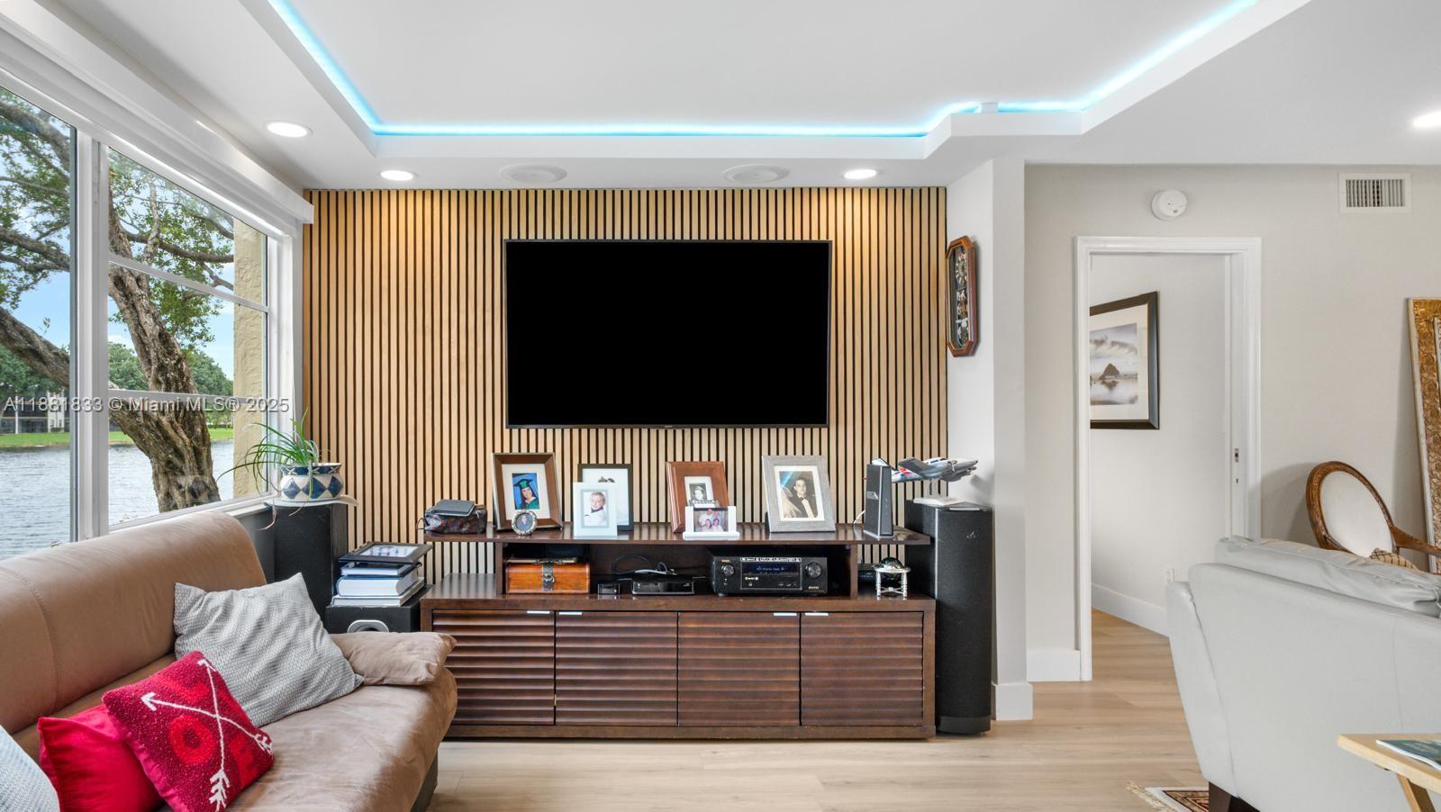 DEVON CONDOMINIUM F - Residential