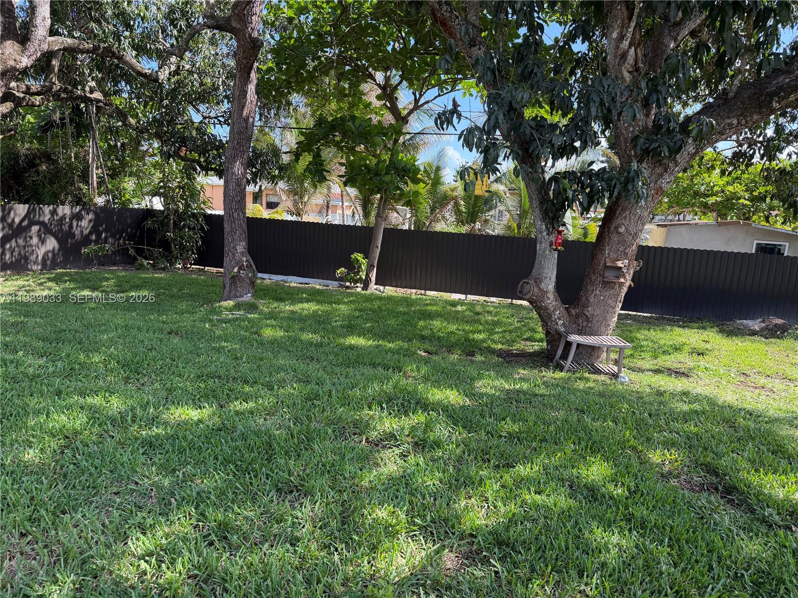 BISCAYNE GARDENS SEC E PA - Residential Lease