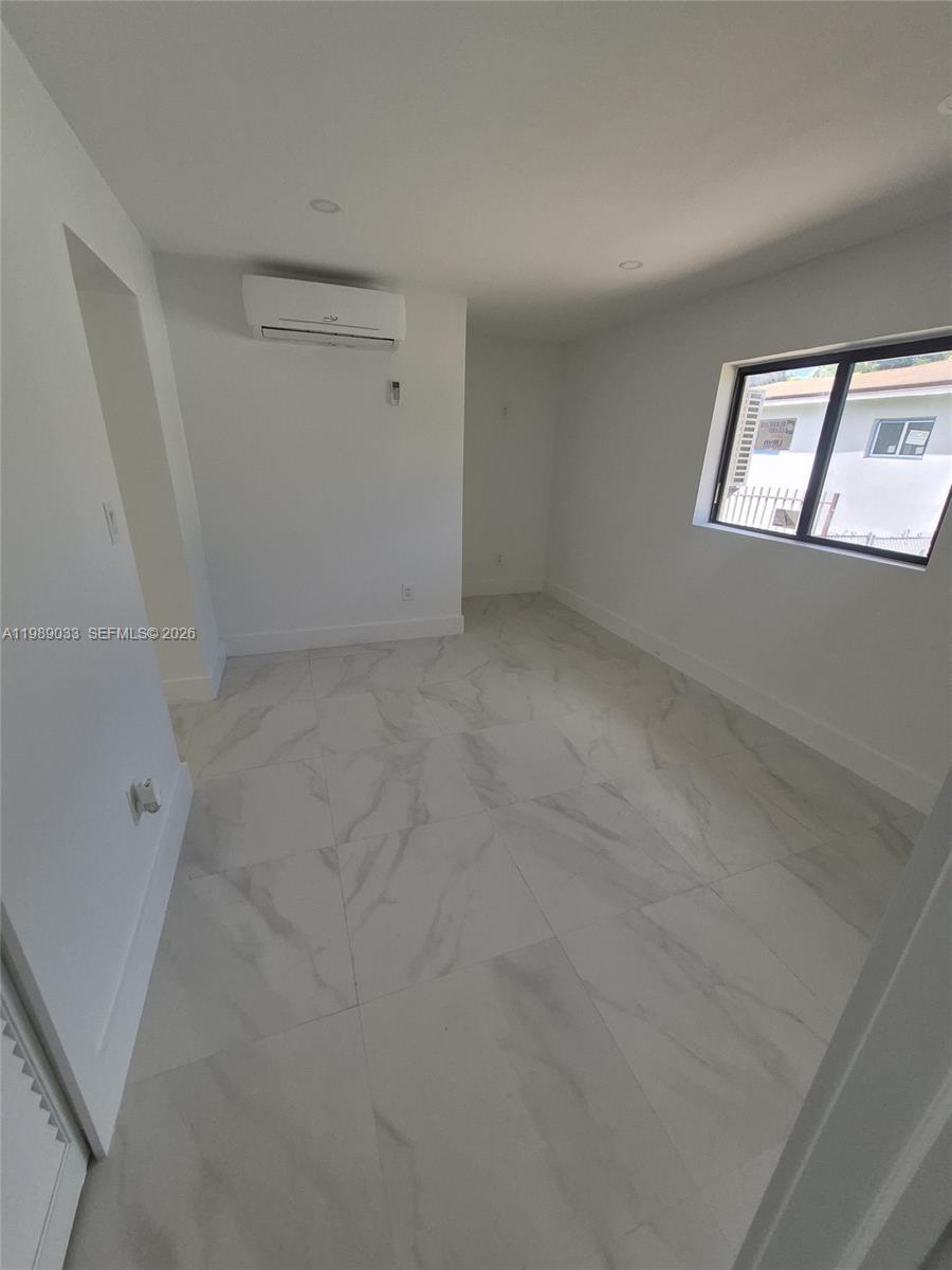 BISCAYNE GARDENS SEC E PA - Residential Lease