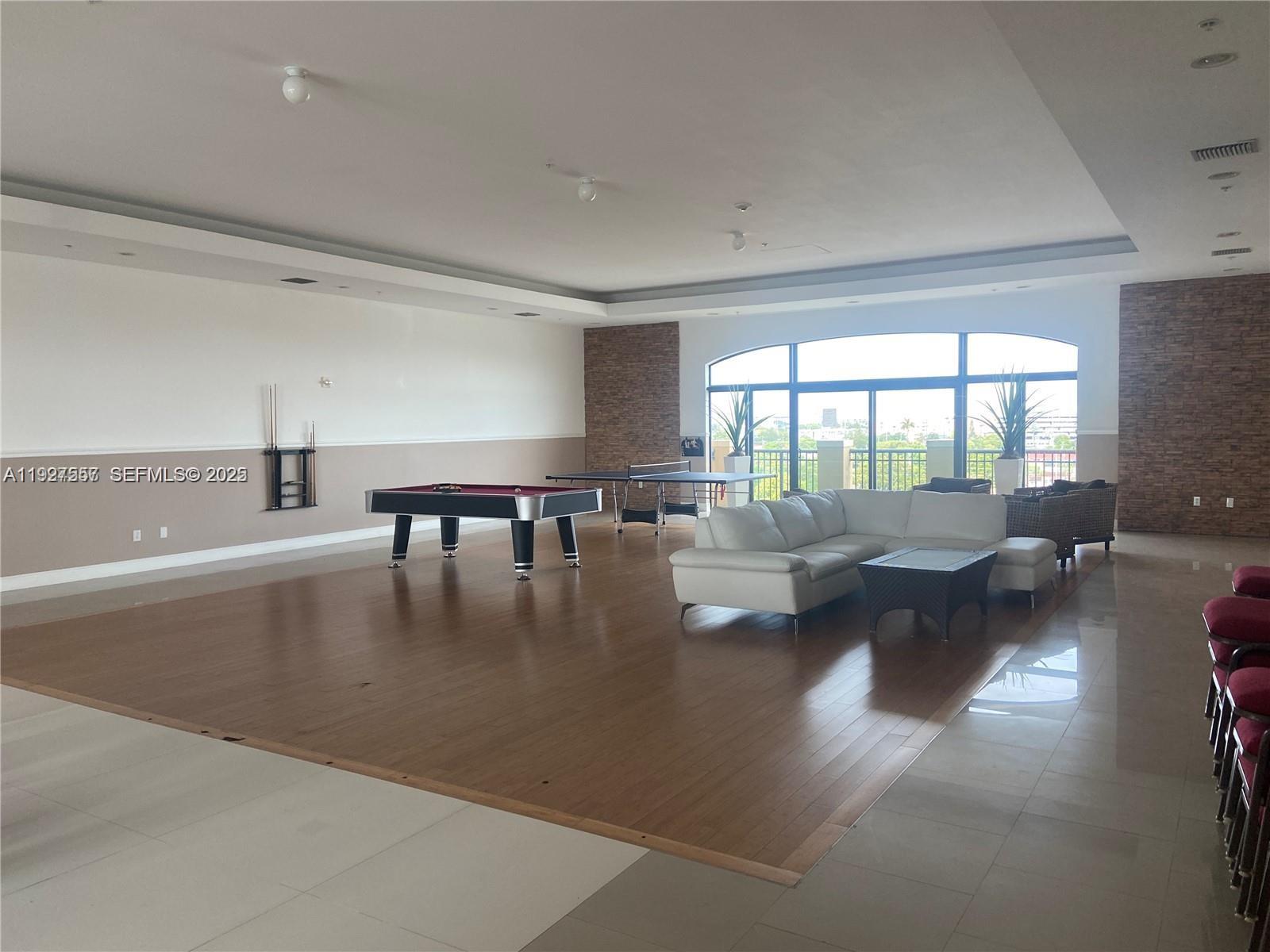 KEYSTONE PARK CONDO - Residential Lease