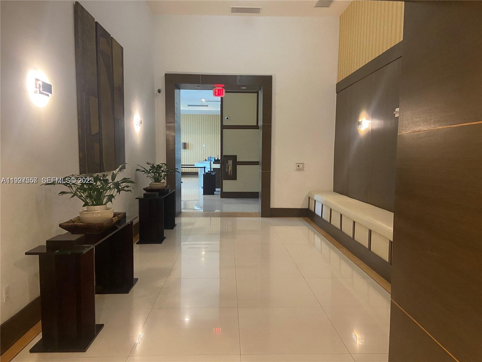 KEYSTONE PARK CONDO - Residential Lease