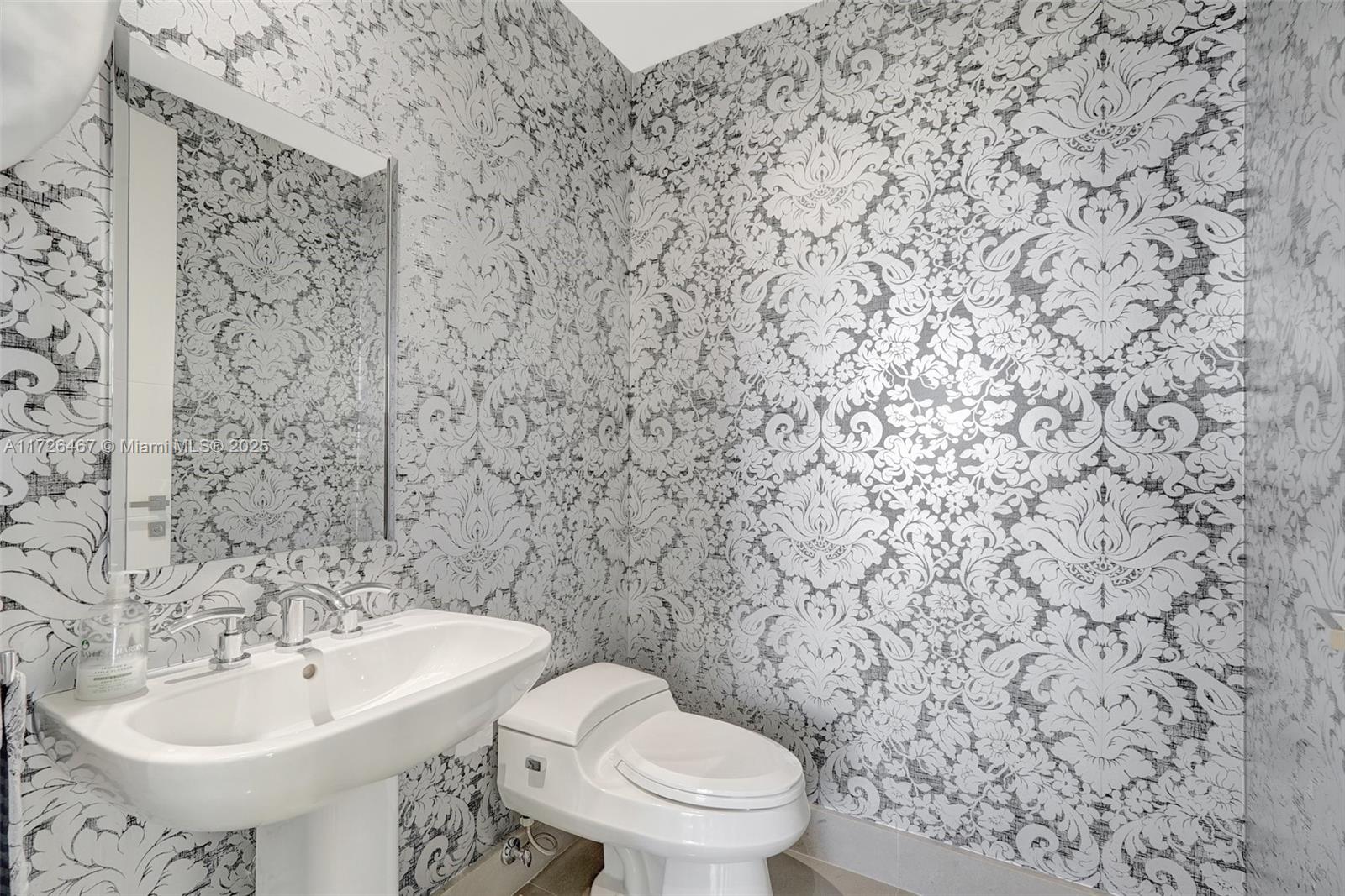 BELLINI AT WILLIAMS ISLAN - Residential