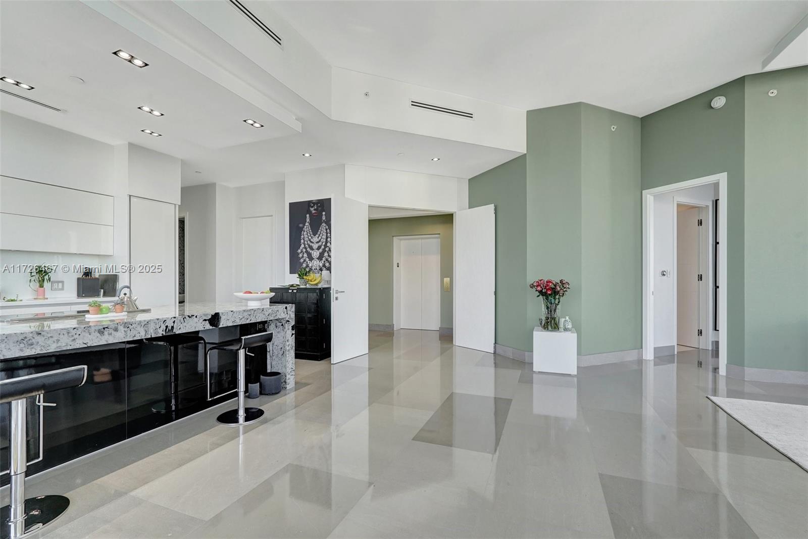 BELLINI AT WILLIAMS ISLAN - Residential