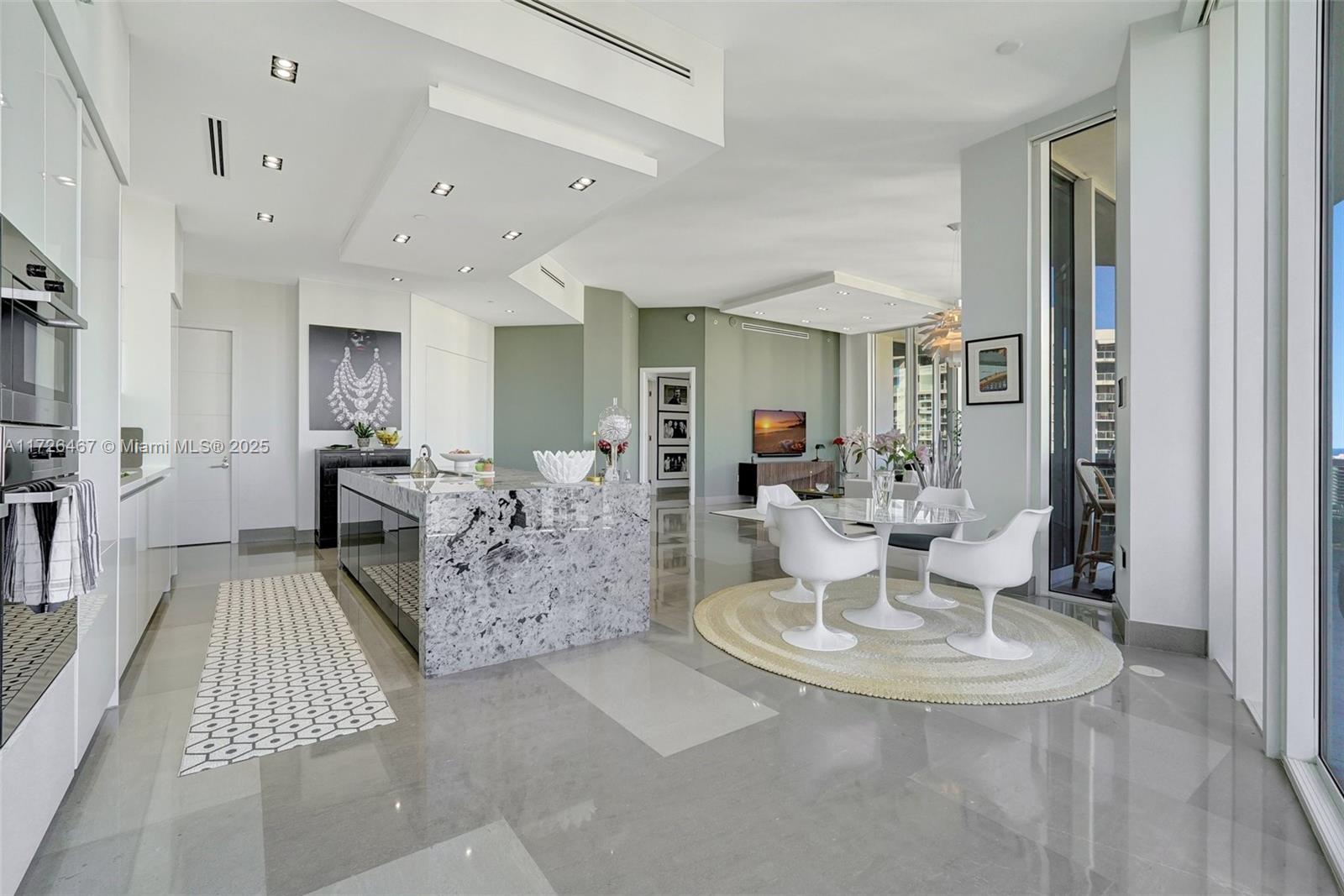 BELLINI AT WILLIAMS ISLAN - Residential