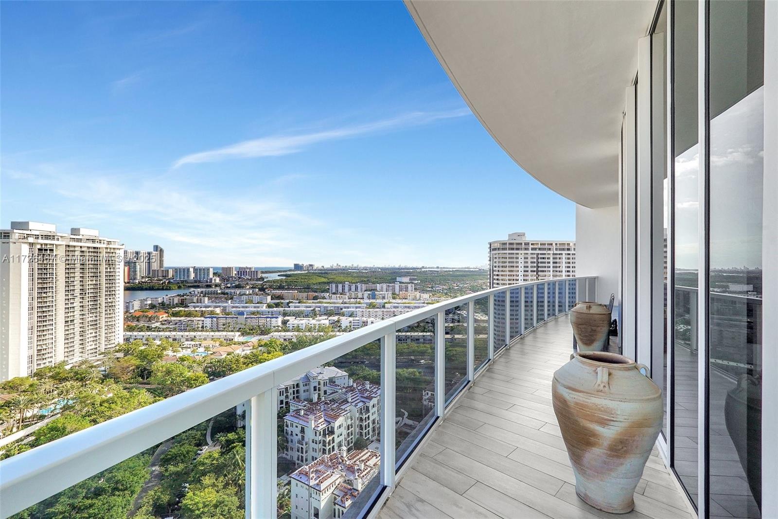 BELLINI AT WILLIAMS ISLAN - Residential