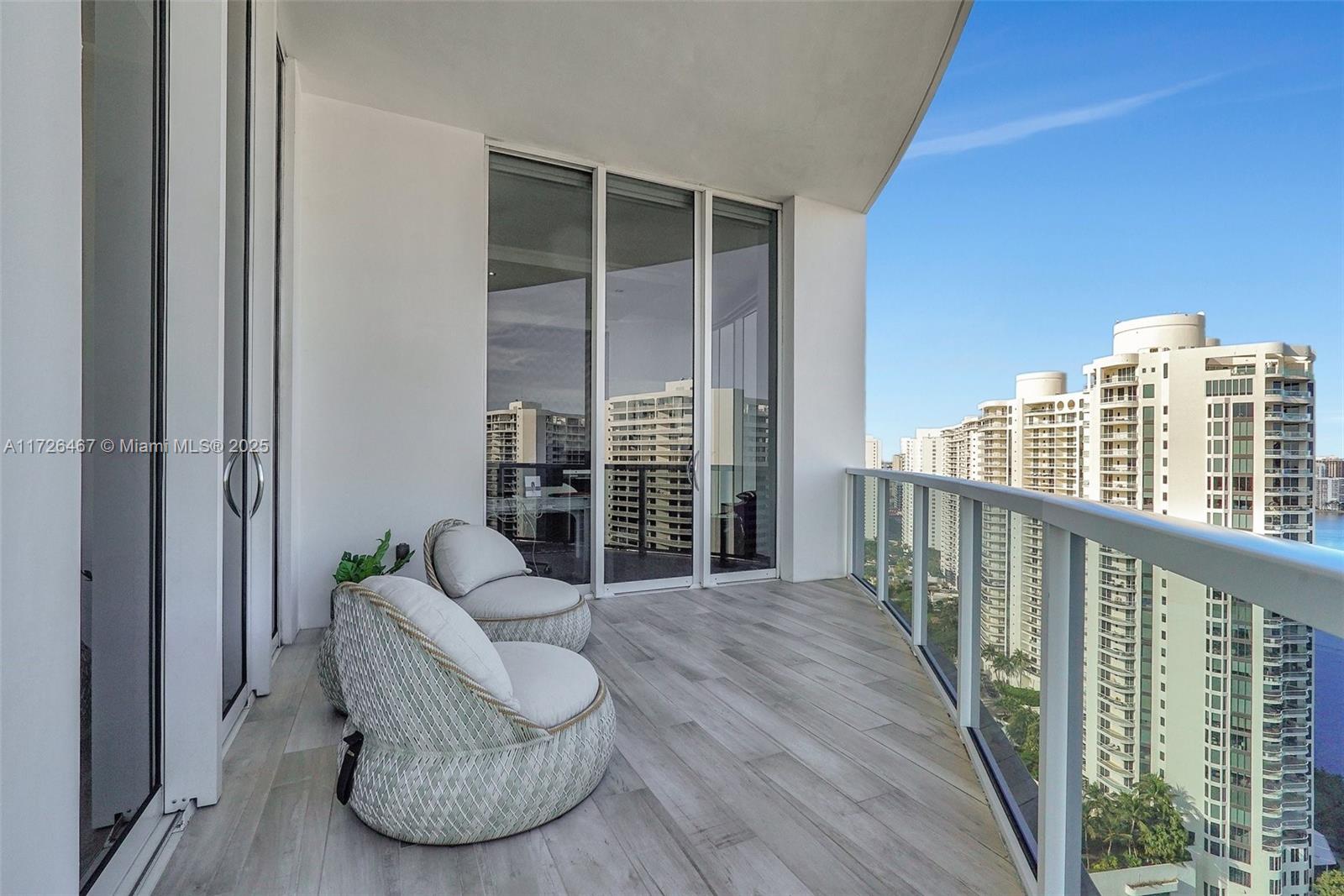 BELLINI AT WILLIAMS ISLAN - Residential